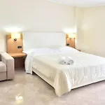 فندق Vea Resort Hotel ميركاتو سان سيفيرينو